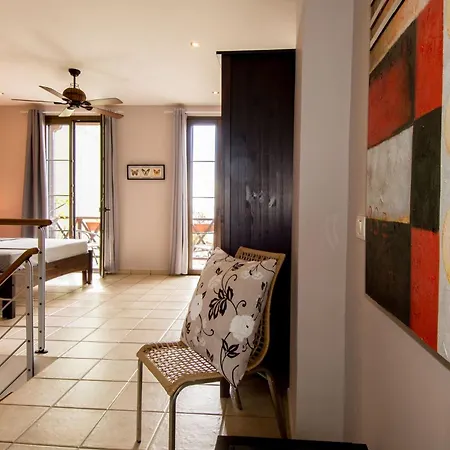 Apartament Lovely On 2 Floors With Sea View