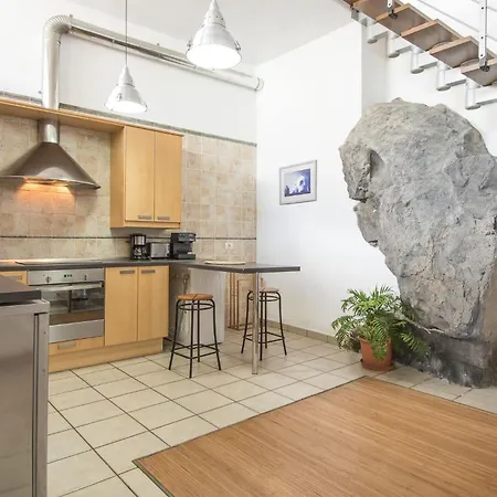 Lovely On 2 Floors With Sea View